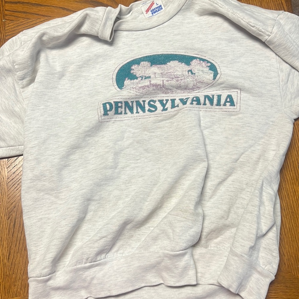 PA crewneck